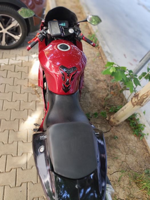 Vând  Hyosung GT 650 R sau schimb cu ATV sau Logan 1.5 model 2007