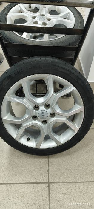 Продам диски с шинами в сборе