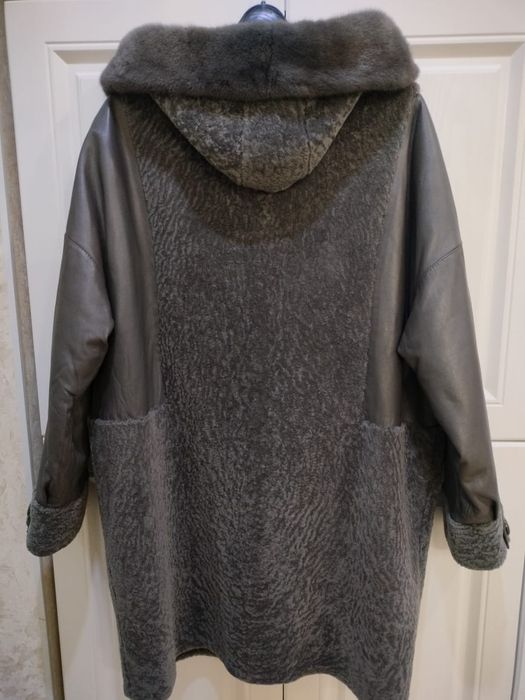 Продается новая шуба 200.000