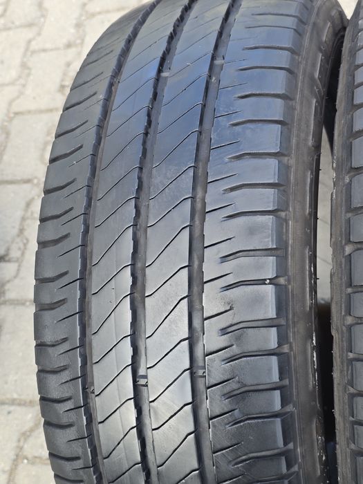 235 60 17 c Michelin