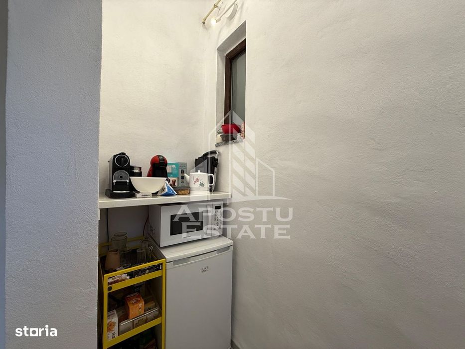 Apartament 3 camere, parter înalt,  plus garsonieră complet amenajată