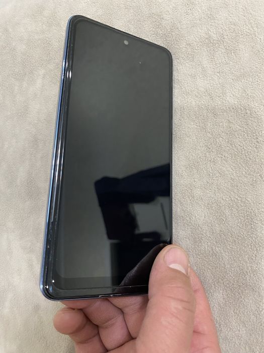 Продам смартфон Инфиникс Нот 40I