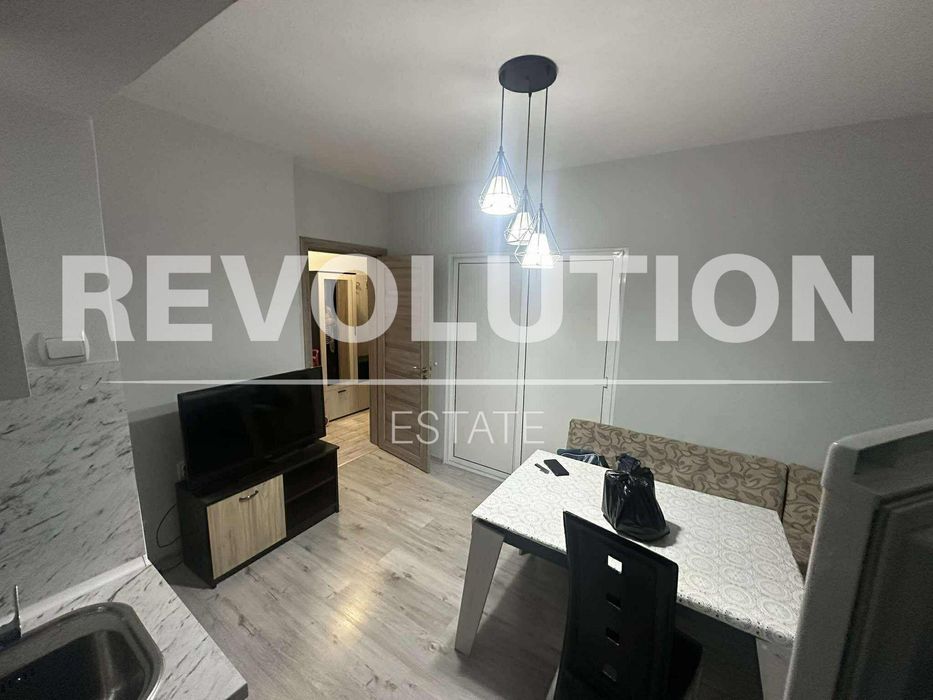 Дава се под наем Двустаен апартамент в Варна, ВИНС - 65 кв.м за 648.21 € - Снимка #1