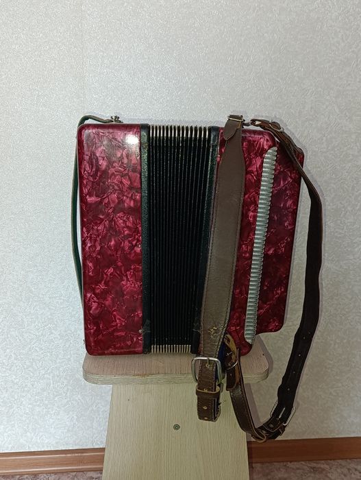 Продам музыкальные инструменты