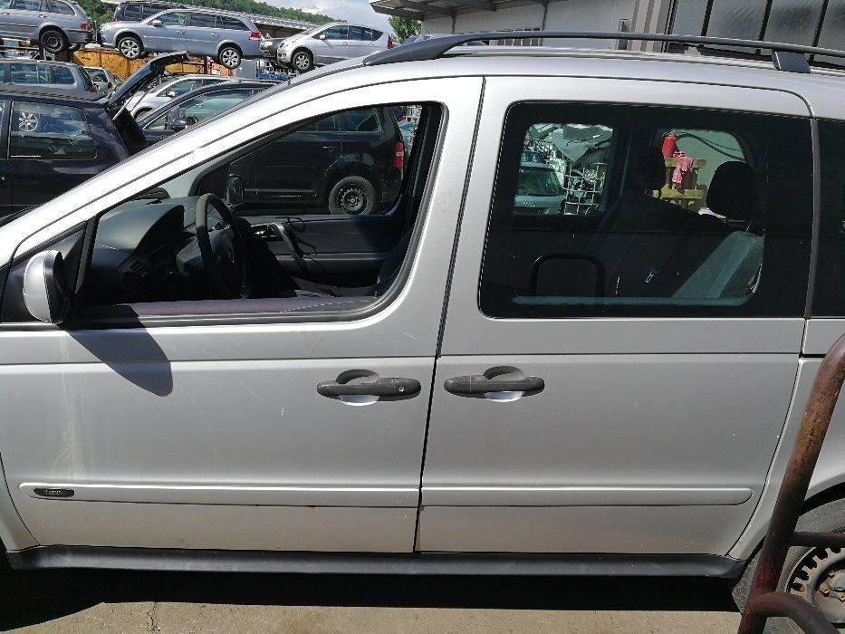 Usa Mercedes Vaneo fata spate stanga dreapta usi vaneo dezmembrez