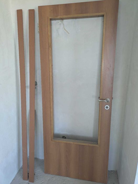 6 бр. интериорни врати - пълен комплект с каси, первази, дръжки