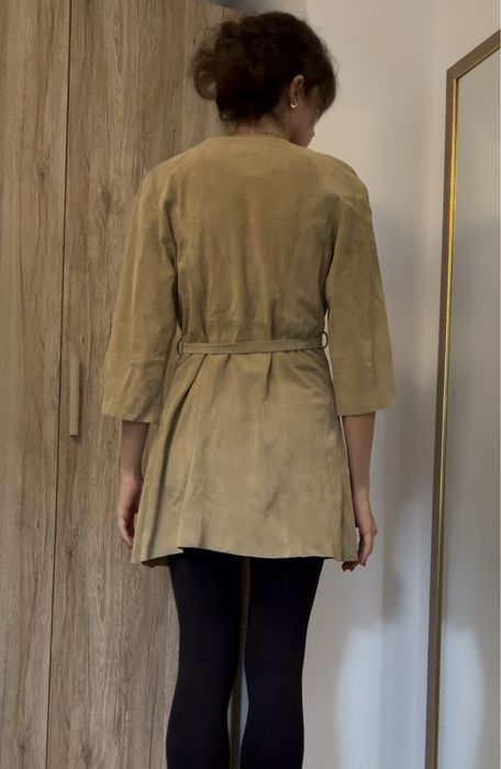 Jacheta din piele intoarsa