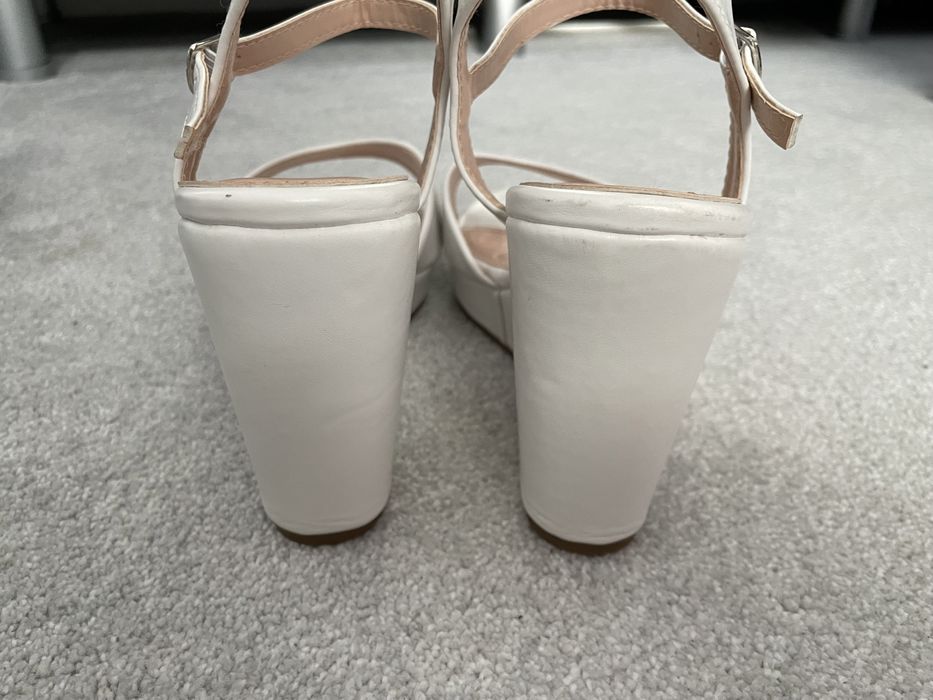 Sandale mamzelle de cununie si platforme marimea 39