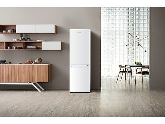 Нов комбиниран хладилник-фризер Bauknecht KGL 1820 WS 2