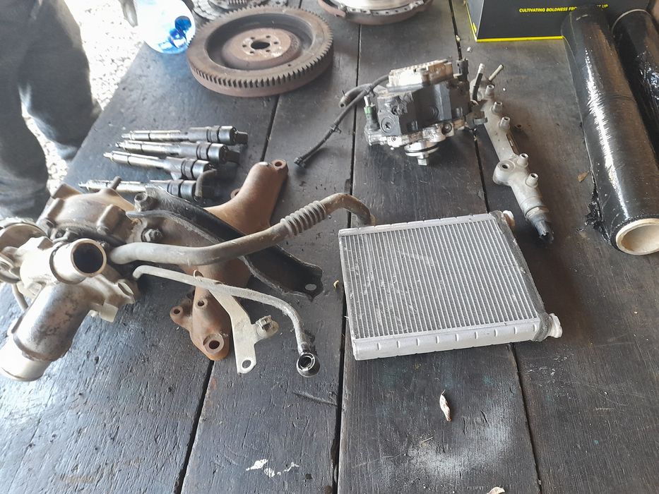 Kit ambreiaj turbo injectie calorifer toyota 1,4 d yaris injectoare