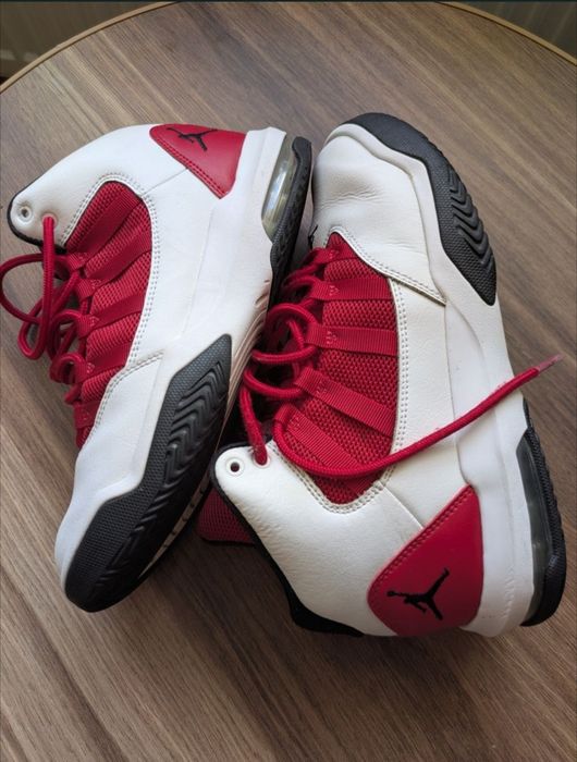 Adidași Jordan max aura 37.5/38