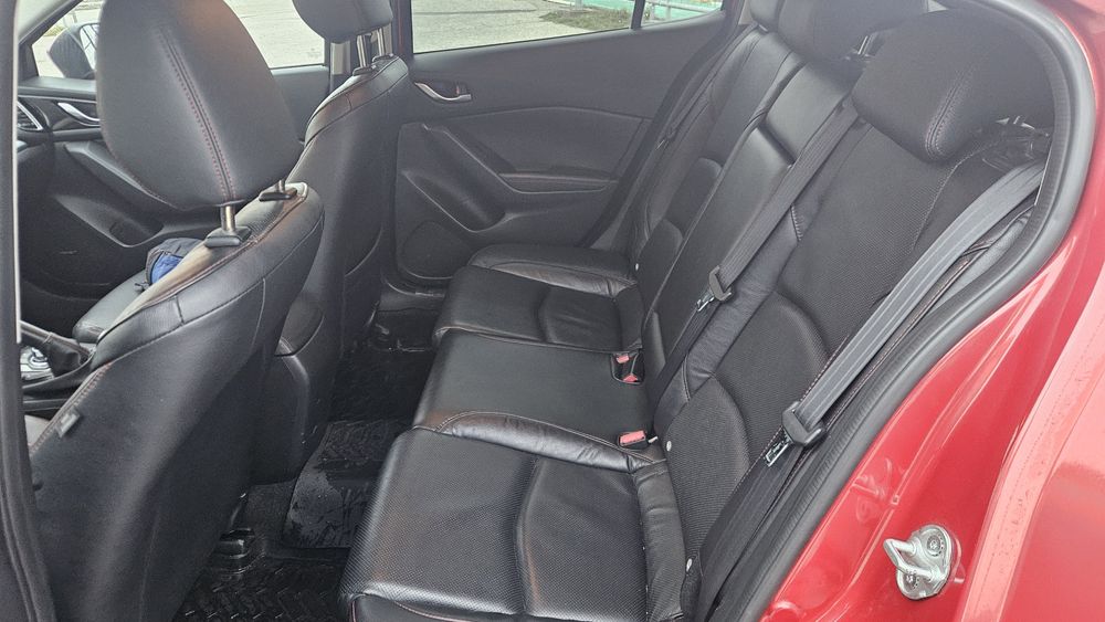 Vând mazda 3 2.2 diesel