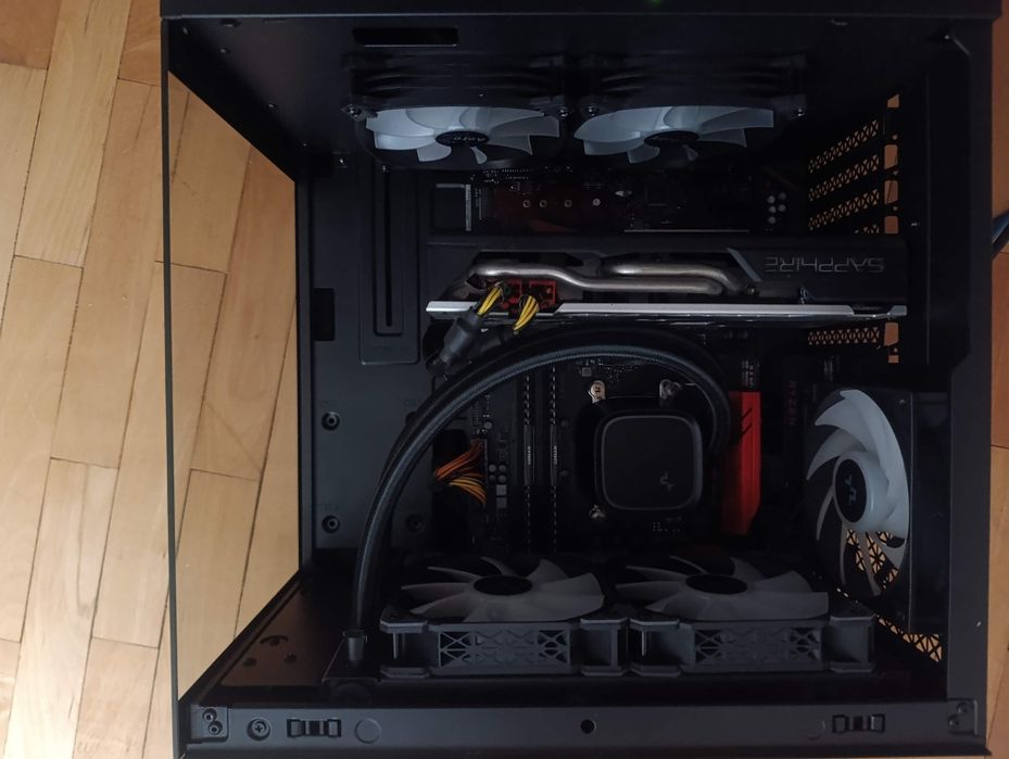 Геймърски компютър, Ryzen 7 2700x, 16 Gb/RX 580 8GB