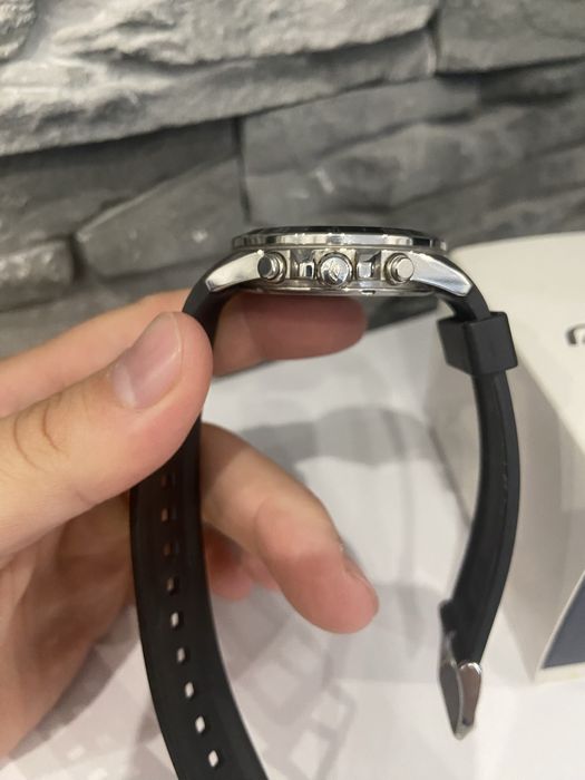 Casio Edifice EFV-570P-1