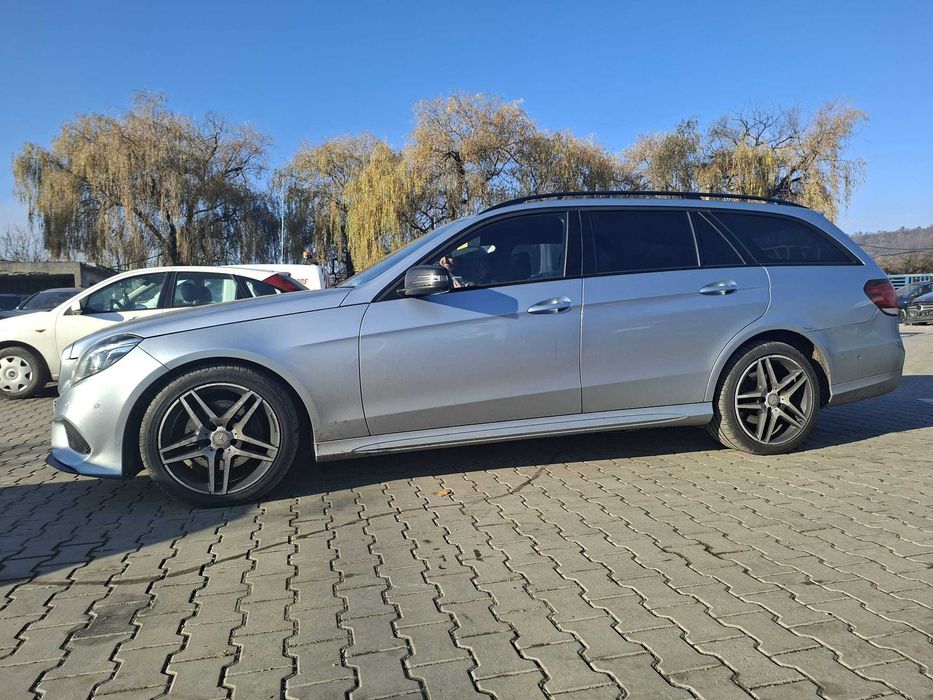 Usa dezechipata stanga/dreapta spate Mercedes W212 Facelift Break