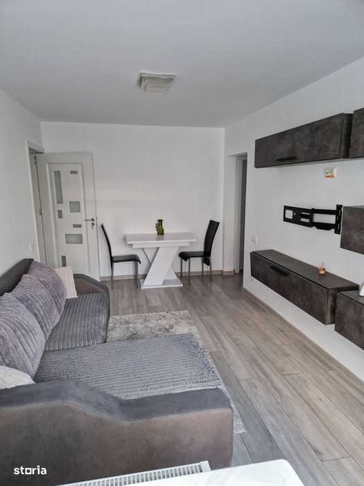 Închiriez Apt. 3 Camere – Etaj 2 | Centrală Proprie | Complet Utilat