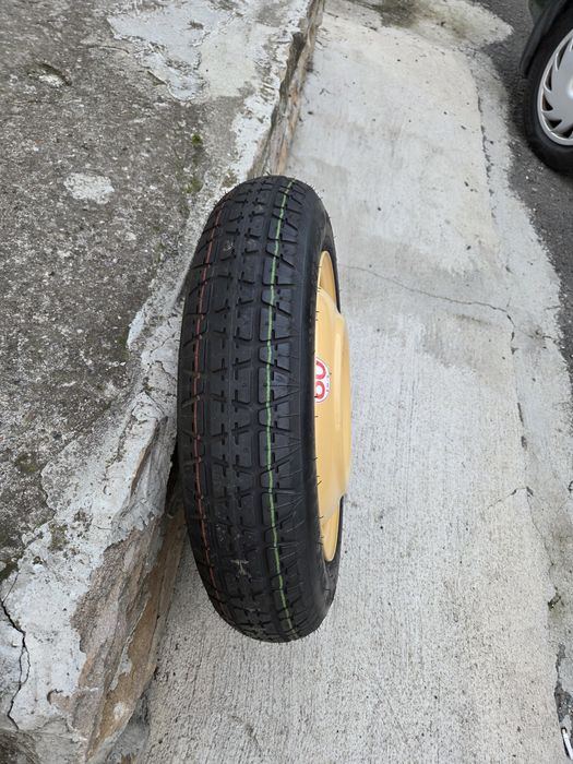 Резервна гума патерица