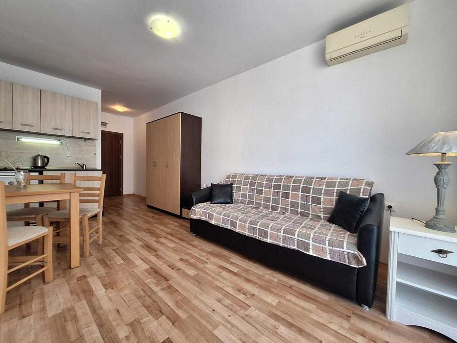 Продава се Двустаен апартамент в к.к. Слънчев бряг - 44 кв.м за 1182 €/кв.м - Снимка #3