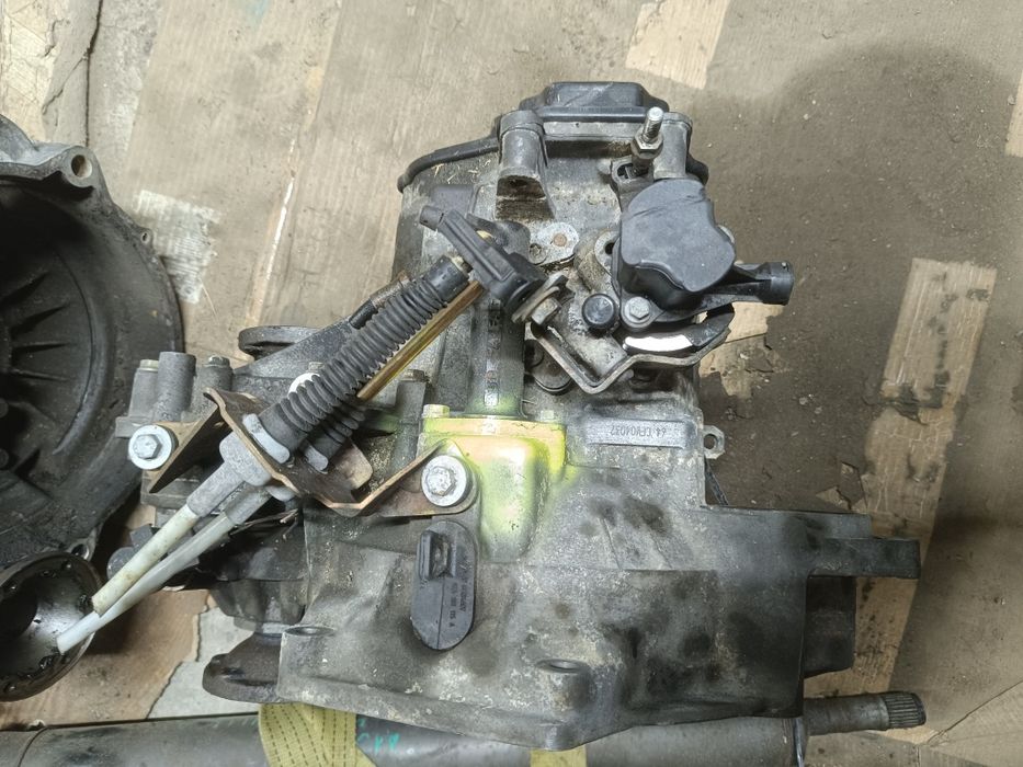 Коробка передач Фольксваген Пассат б3