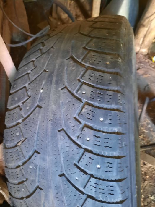 Продам авто шыны зимние
