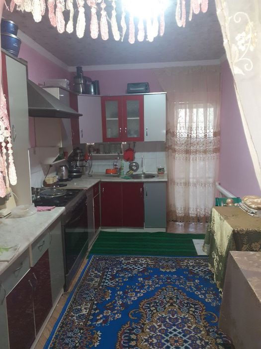 5 xonali uy sotiladi