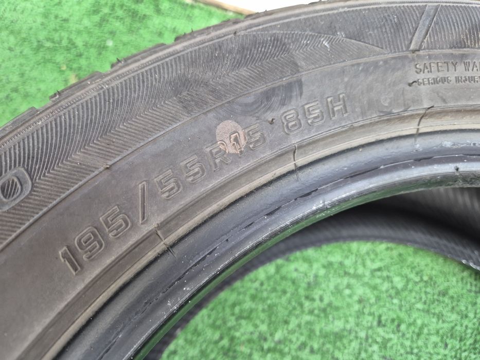 Vând cauciucuri  195/55/15 M+S 2 buc imp Germania
