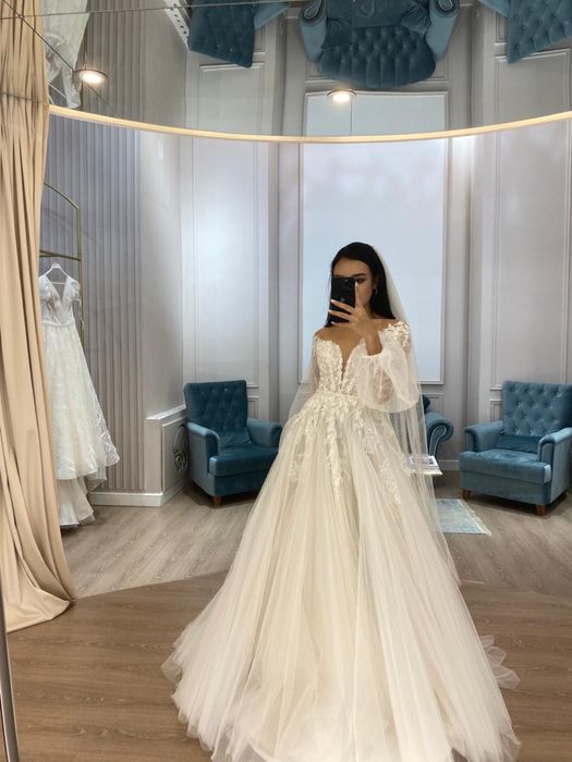 Шикарное свадебное платье