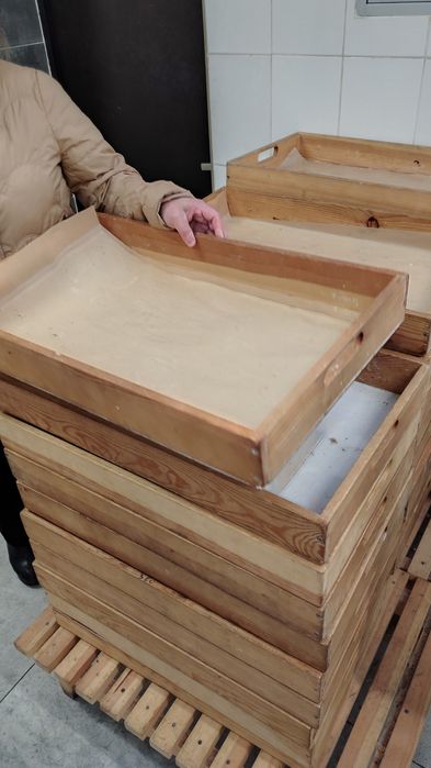 Витрины из дерева