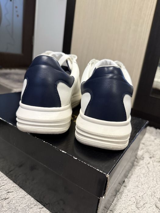 Adidasi Guess albi barbati