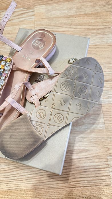 Продам сандали кожаные