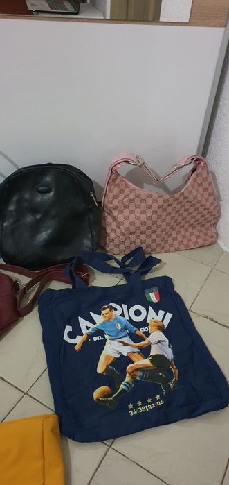 Дамски     чанти