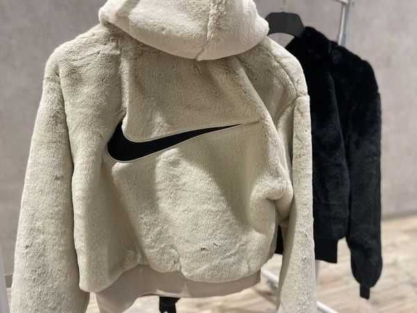 Geaca Nike original nou