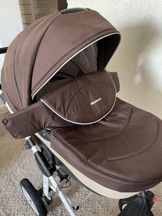 Продам классную коляску