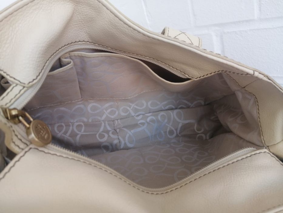 Продам  винтажную сумку Lancel