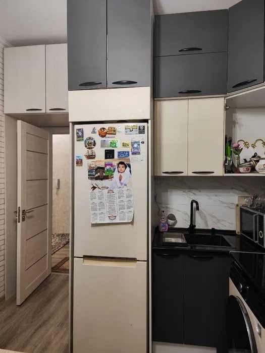 Продается светлая 2 комнатная квартира