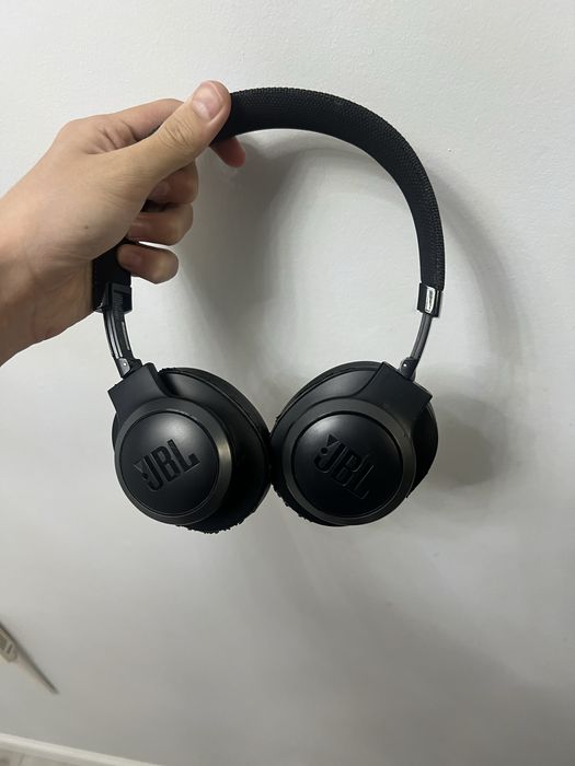 Наушники JBL Bluetooth — хорошее состояние