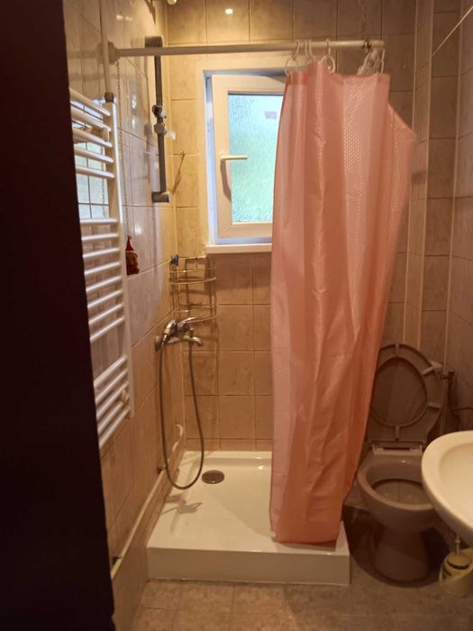 Дава се под наем Двустаен апартамент в Плевен, 9-ти квартал - 65 кв.м за 225 € - Снимка #3