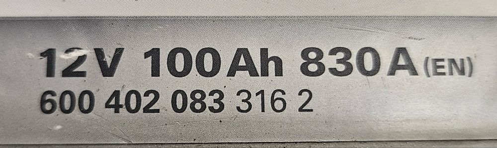 Акомулатор VARTA 100AH Silver Dynamic 830А