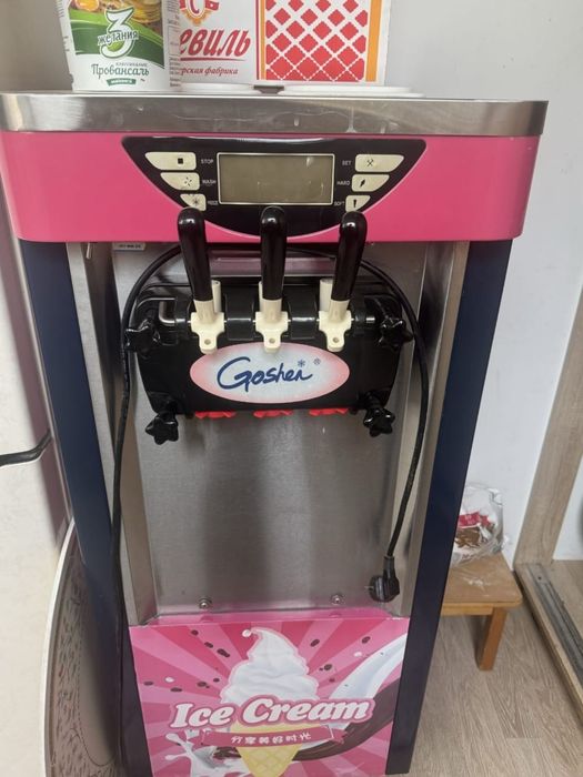Мороженое аппарат фризер