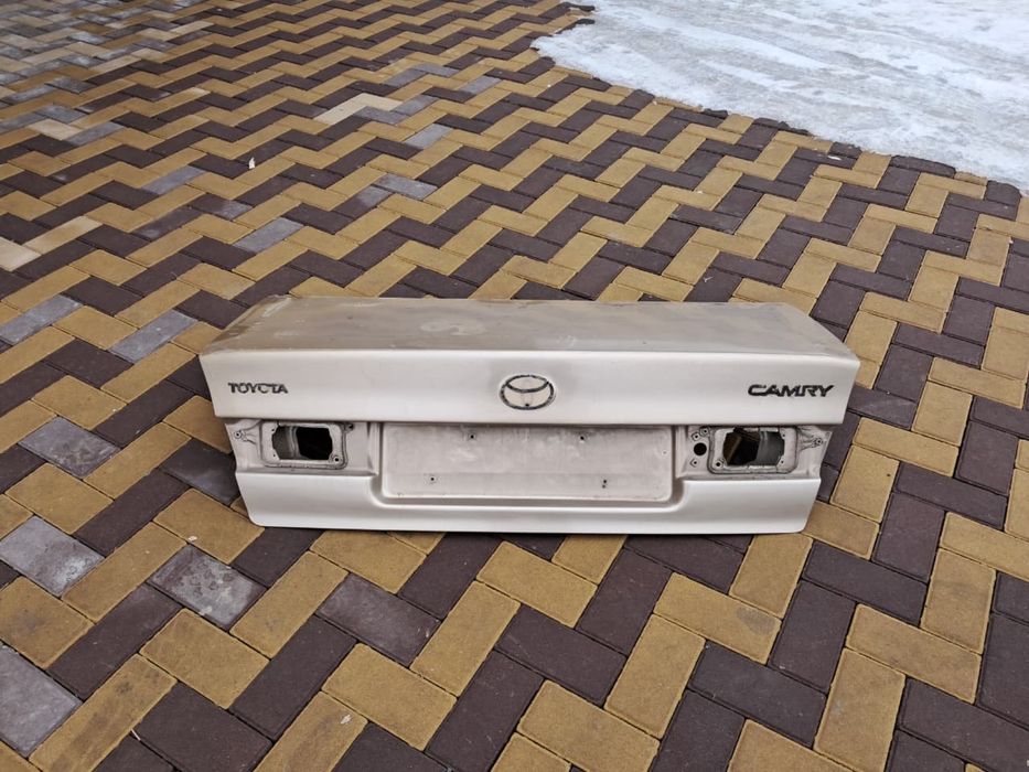 Бампер тойота камри