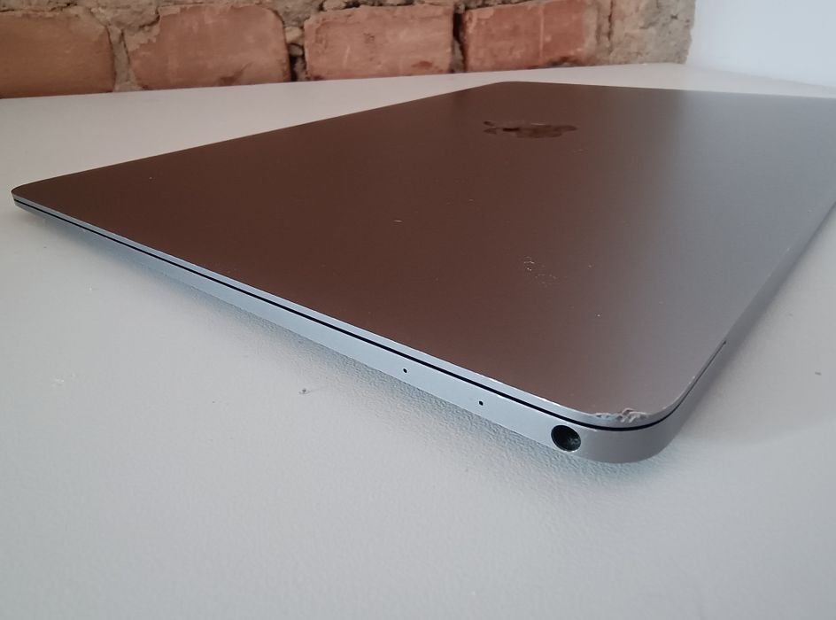 Macbook 12" 2017 A1534