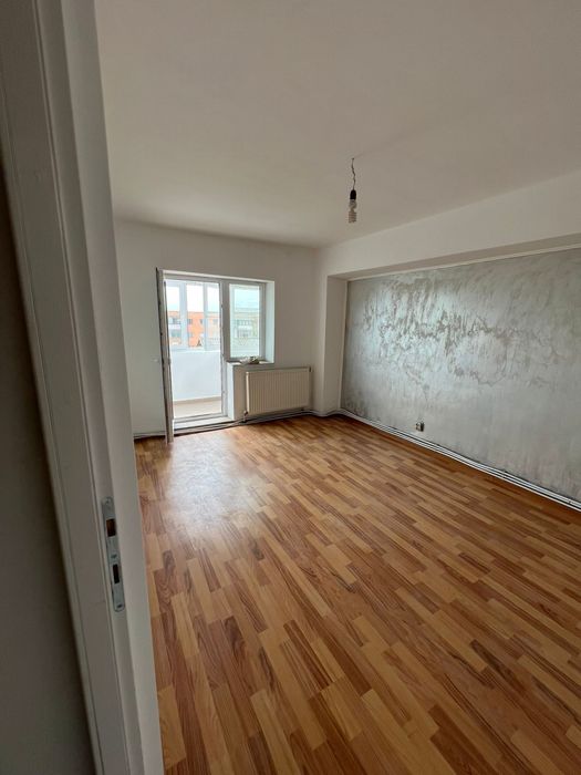 Apartament 3 camere Piata Mare