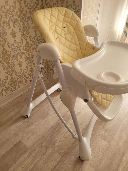 Детский стул для кормления