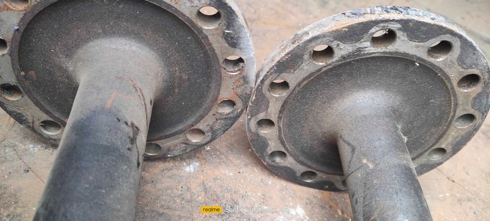 Продам полуось  MAN L 2000. V-W MAN