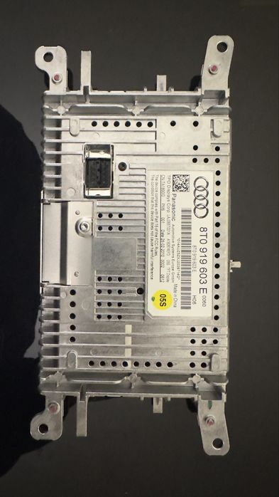 Дисплей за мултимедия Audi A4 B8