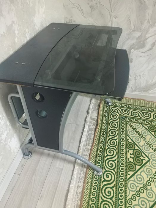 Компютерный стол