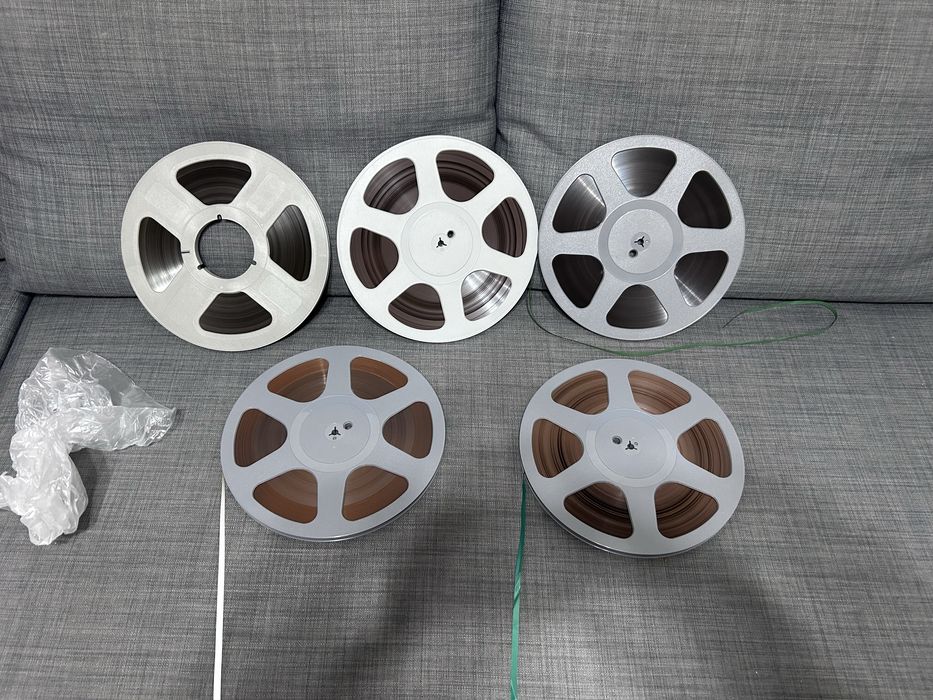 Vand cinci benzi de magnetofoncu role de 26