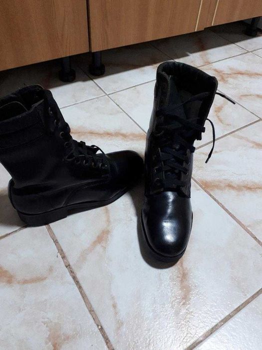 Pentru iarna care vine - Bocanci militari/armată de damă negri, 25,5