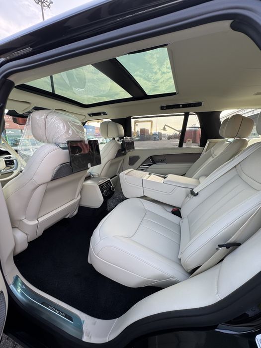 Range Rover P530 LWB (long)