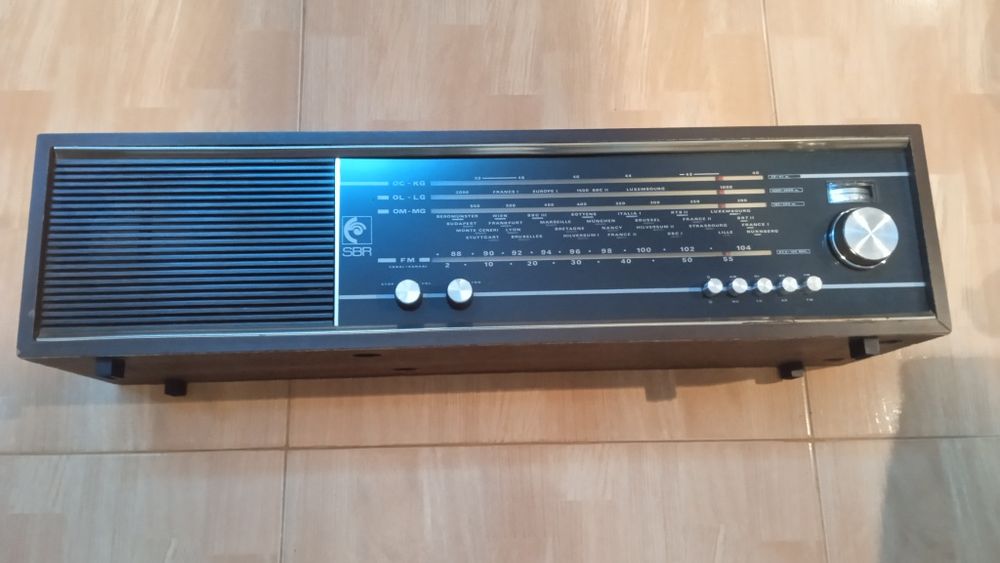 Radio SBR-R33 Belgia 1968, superheterodina, functionabil
